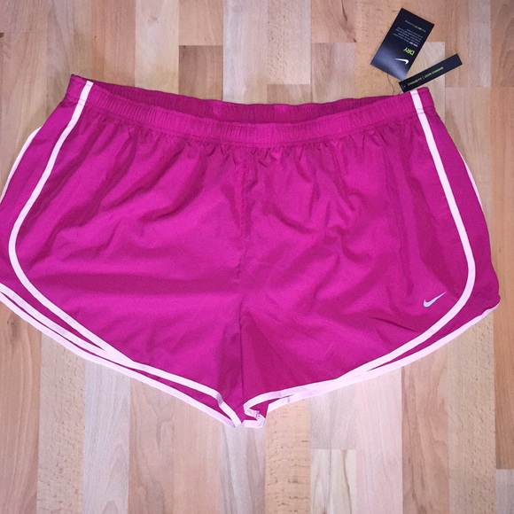 Nike Pants - 💕 Nike Dri-Fit Shorts
